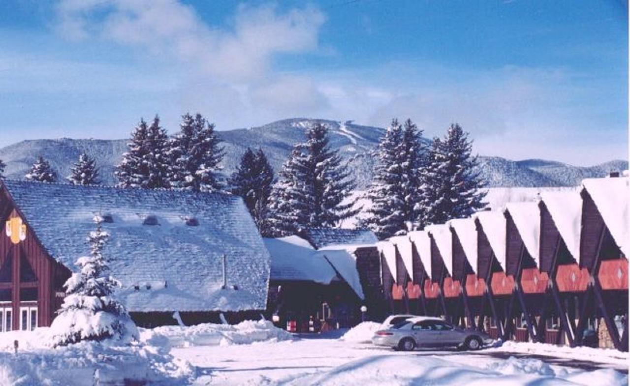 Chateau Rouge Red Lodge Exterior photo